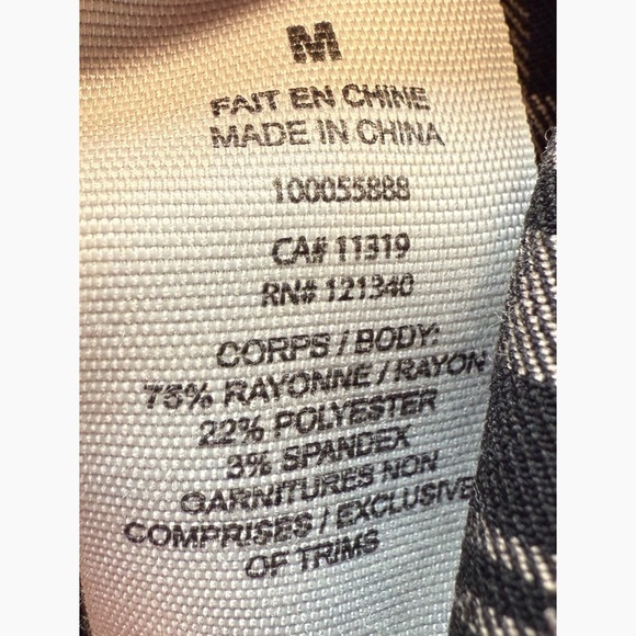 Garage Plaid Mini Skirt Size Medium - Picture 4 of 4